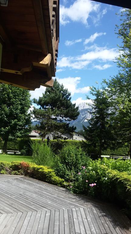 Pension Appartements Via Claudia Лермос Екстериор снимка